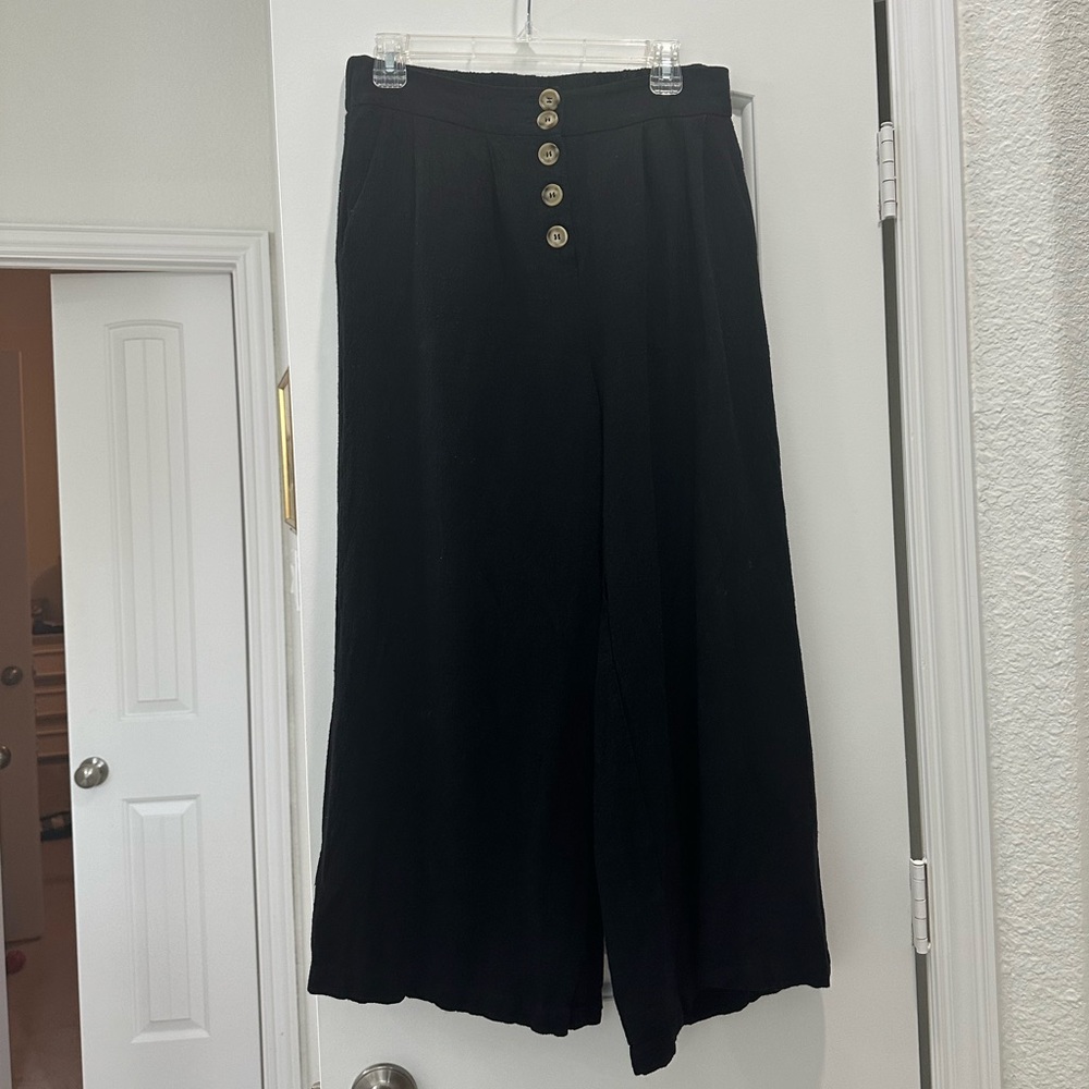 High-Waisted Wide-Leg Black Linen Pants